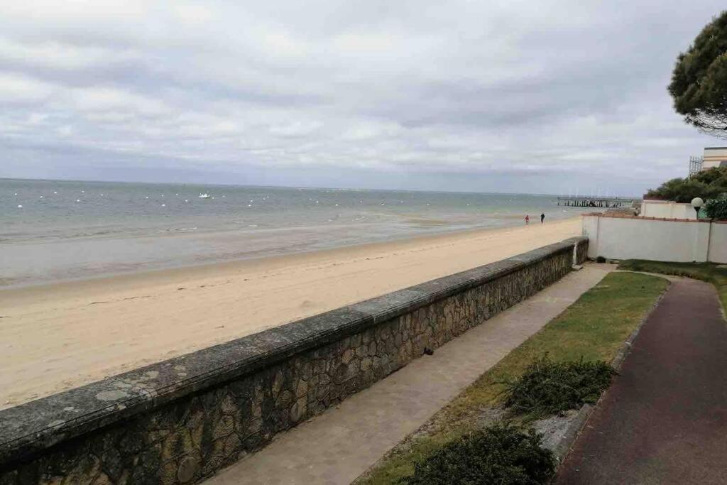 Appart Sur La Plage Pied Dans L Eau Avec Terrasse Jardin Vue Sur Le Bassin Depuis La Terrasse , Parking Arcachon Dış mekan fotoğraf